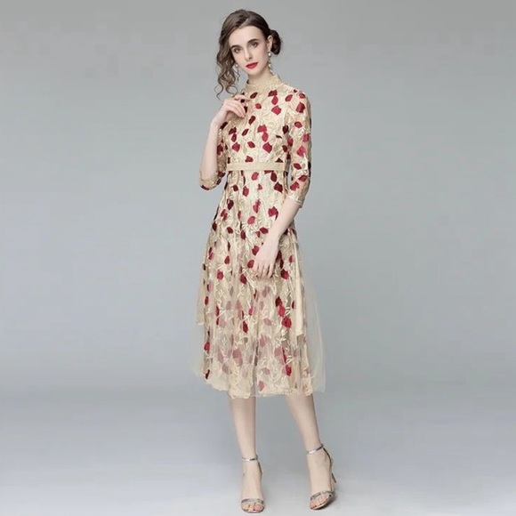 boutique Dresses & Skirts - boutique floral embroidered midi dress M vintage look victorian fit & flare NWOT